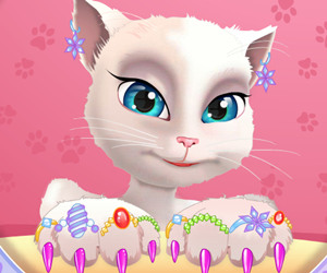 game Talking Angela Great Manicure