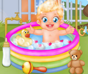 game Baby Lizzie Outdoor Bathing